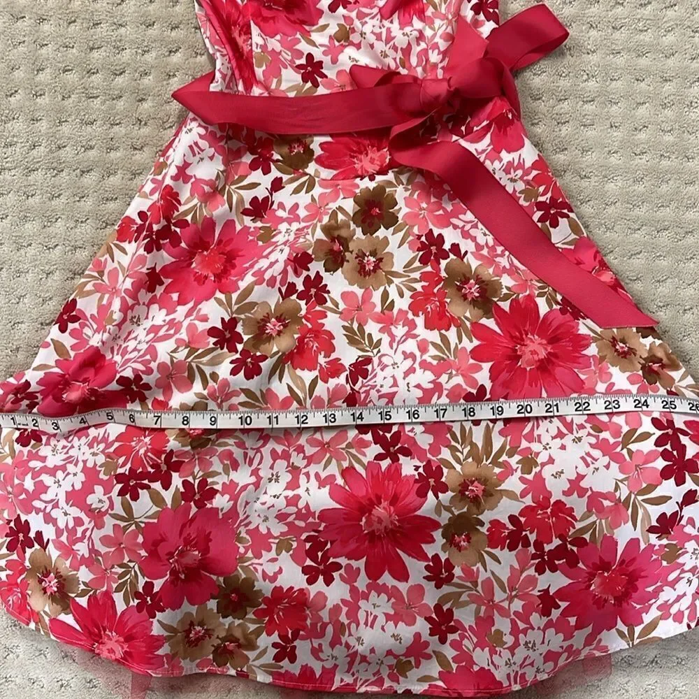 Suzy Shier Floral Dress, Size Extra Small. - Picture 7 of 8